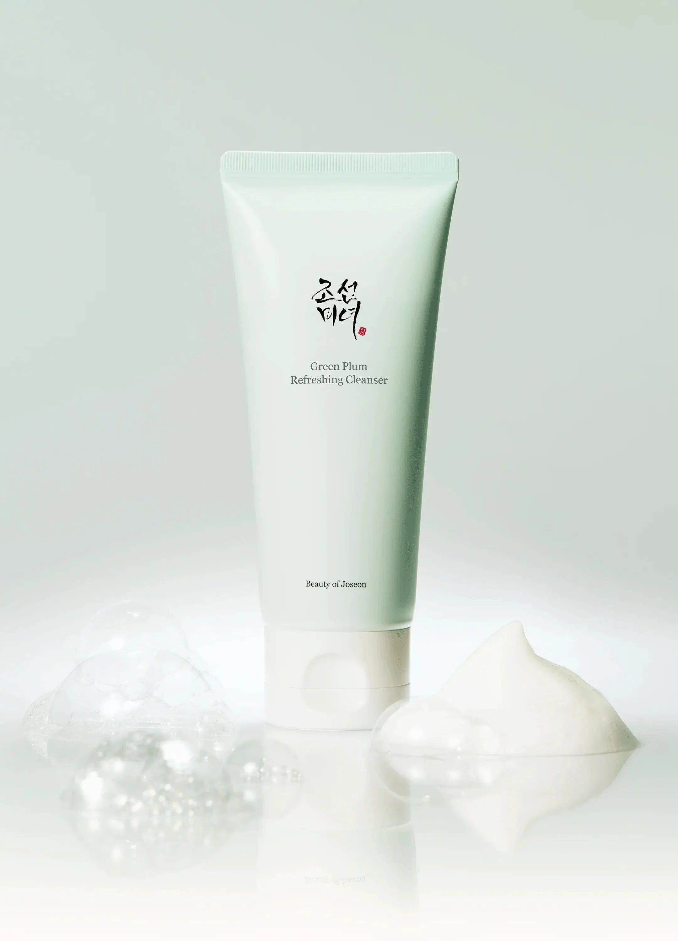 BOJ Green Plum Refreshing Cleanser