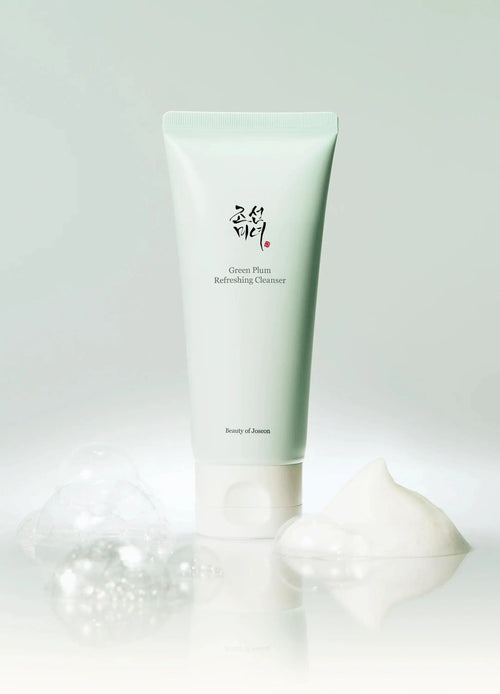 BOJ Green Plum Refreshing Cleanser