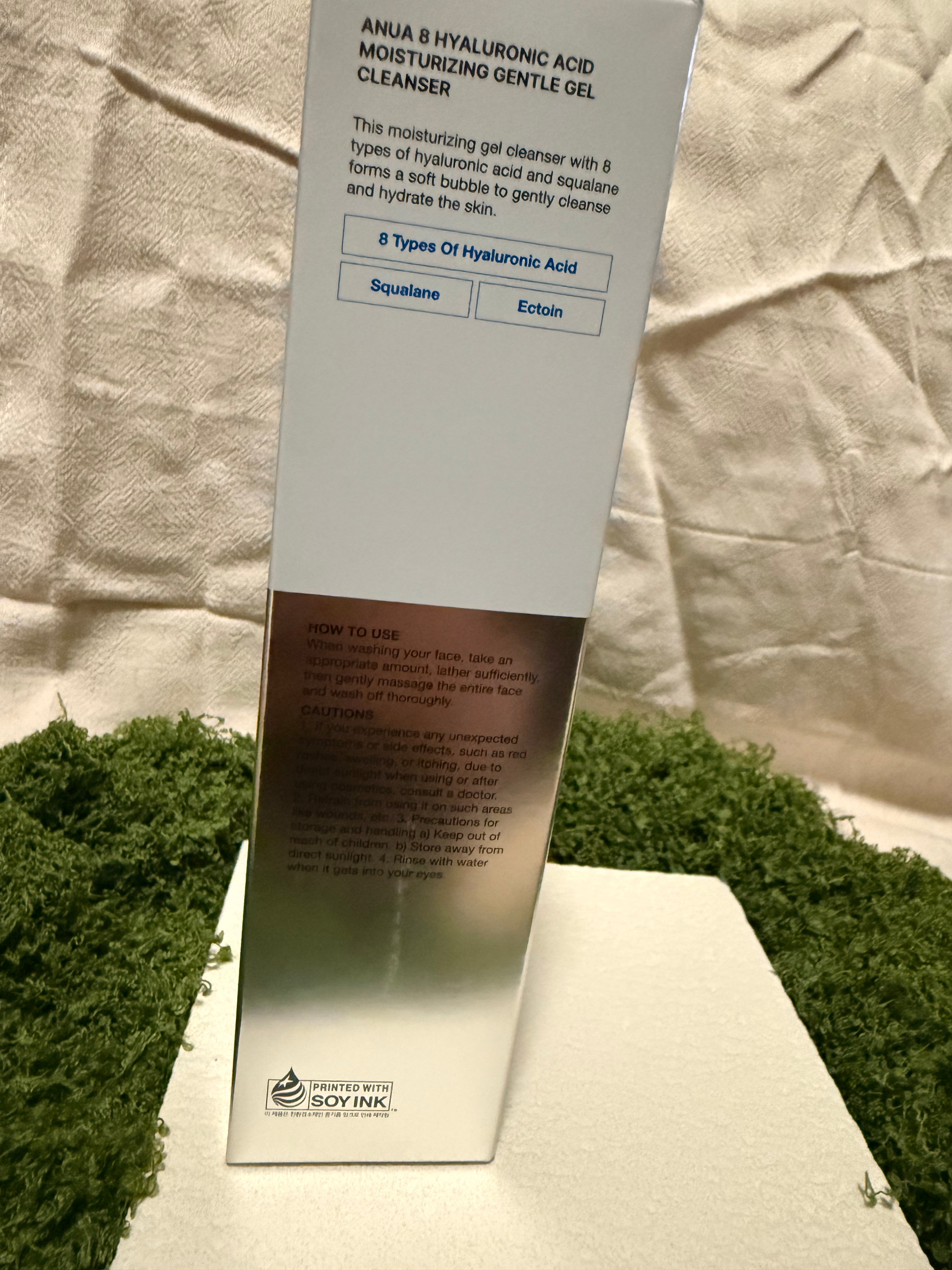 ANUA 8 Hyaluronic Acid Hydrating Gentle Foaming Cleanser
