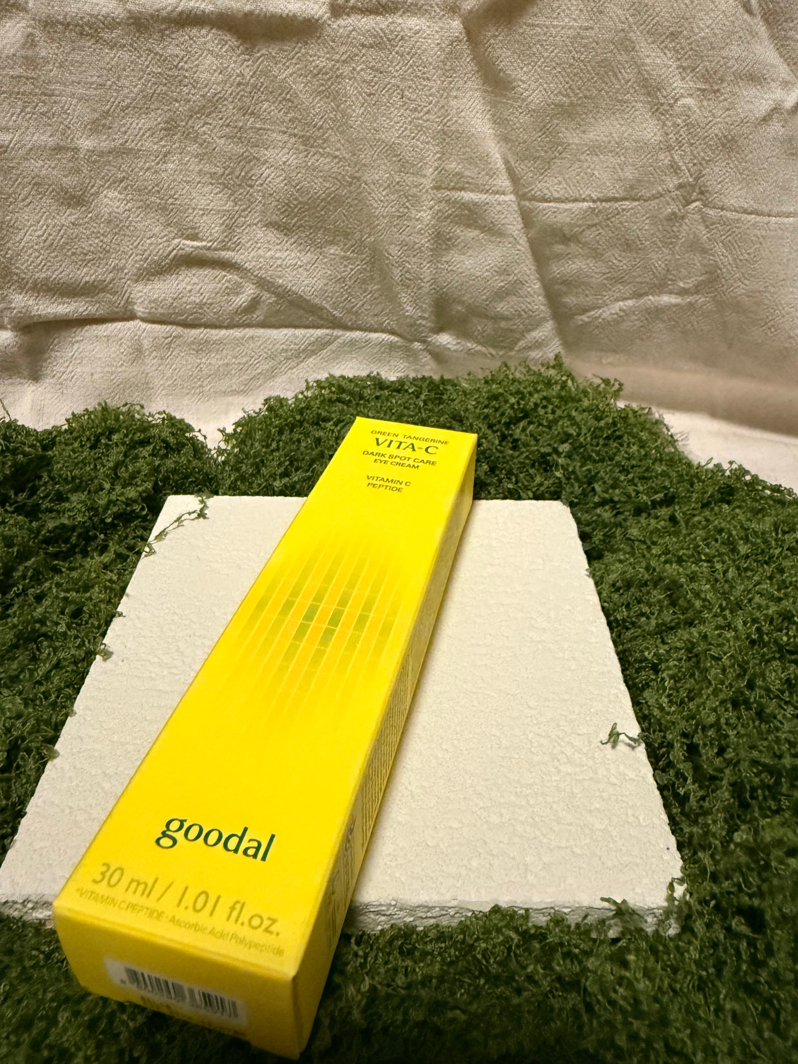 goodal Green Tangerine Vita C Dark Spot Care Eye Cream