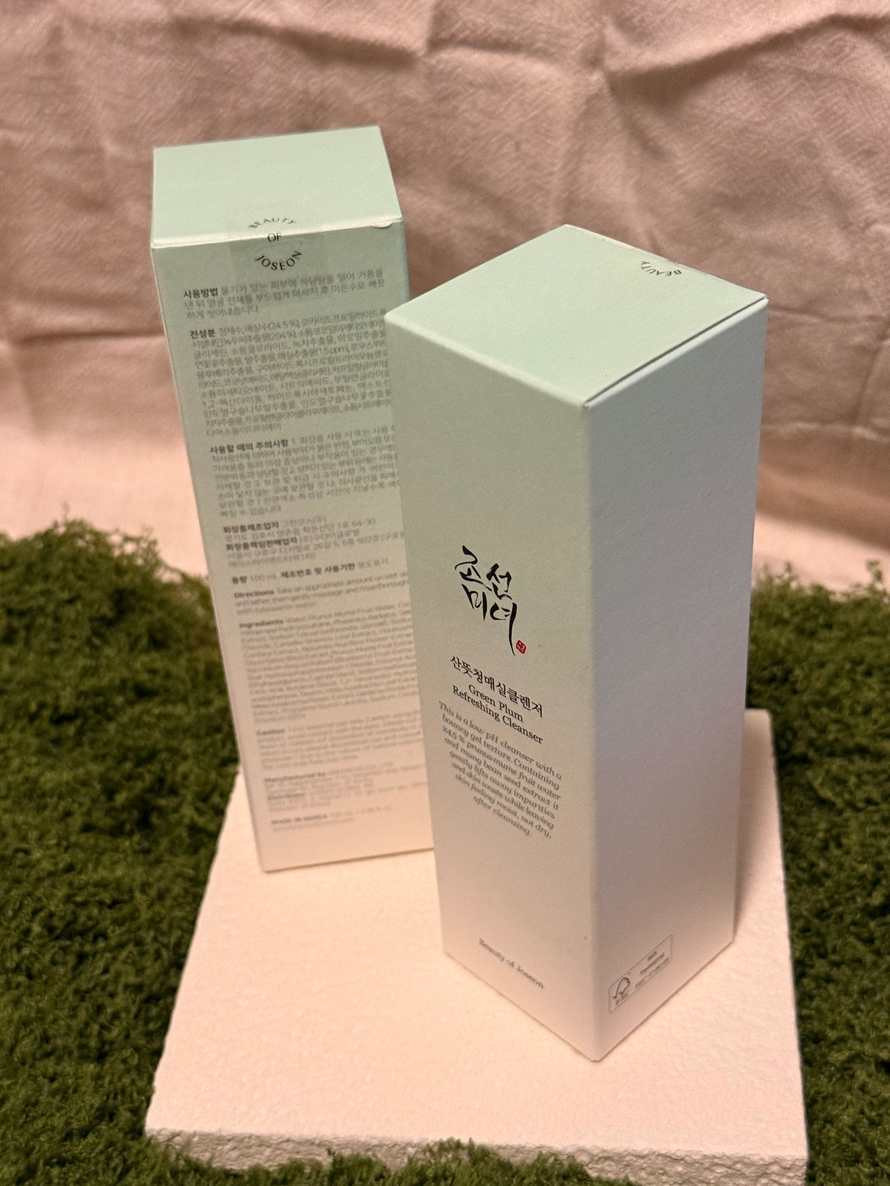 BOJ Green Plum Refreshing Cleanser